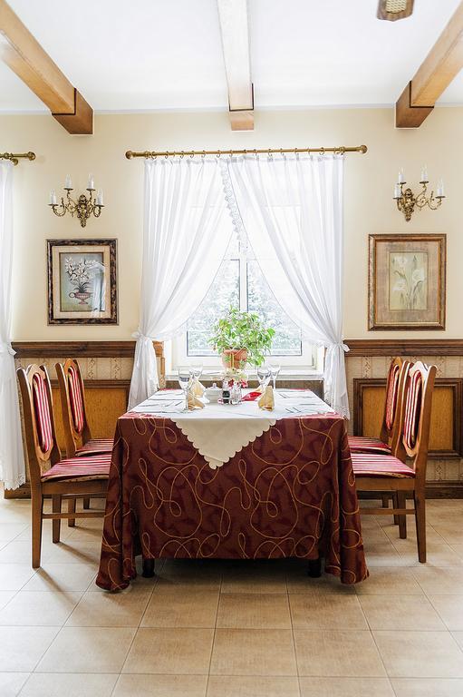 Uroczysko Bed & Breakfast Jastrowie Exterior photo